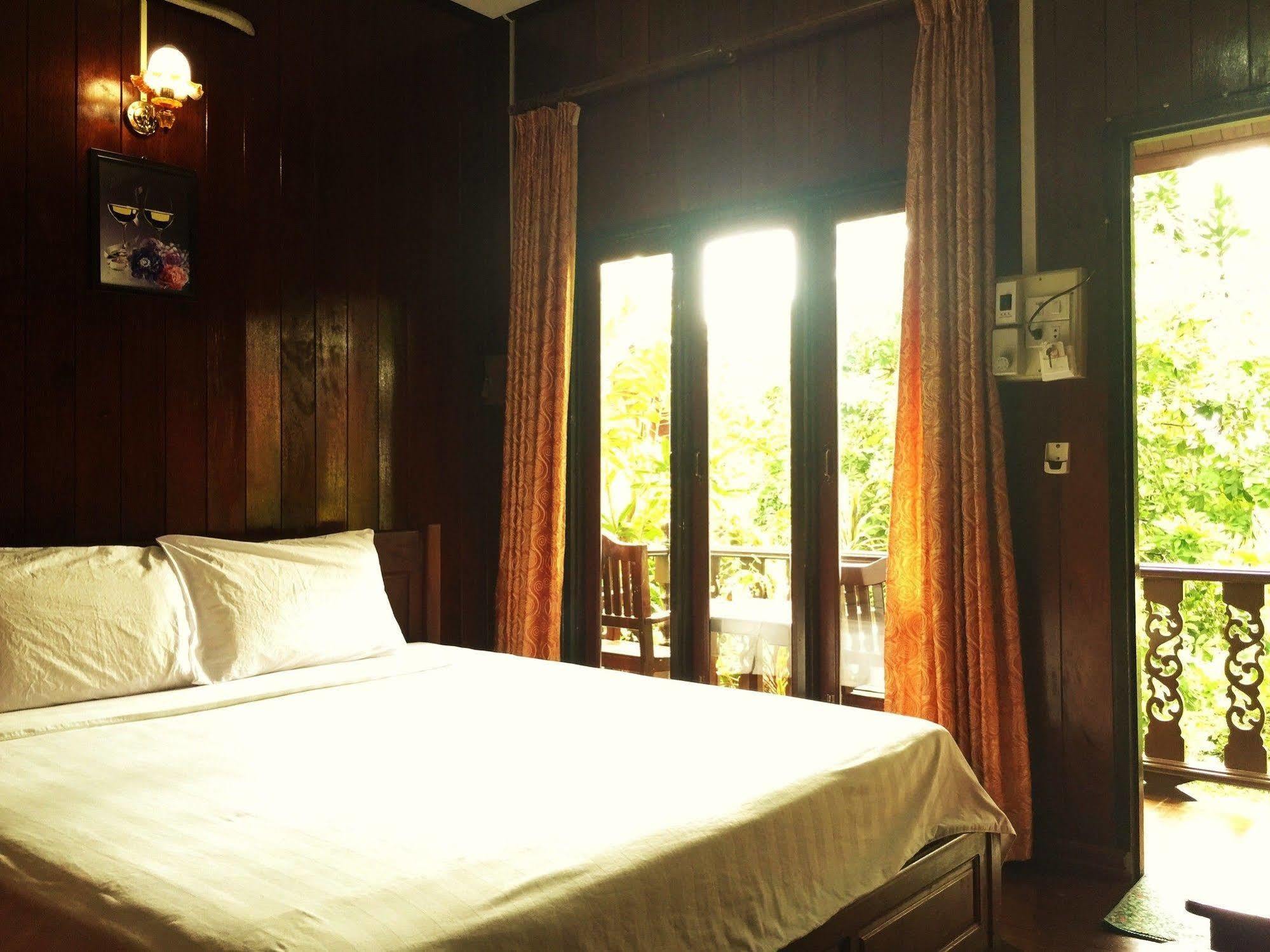 Vangvieng Boutique Hotel Vang Vieng Exterior photo