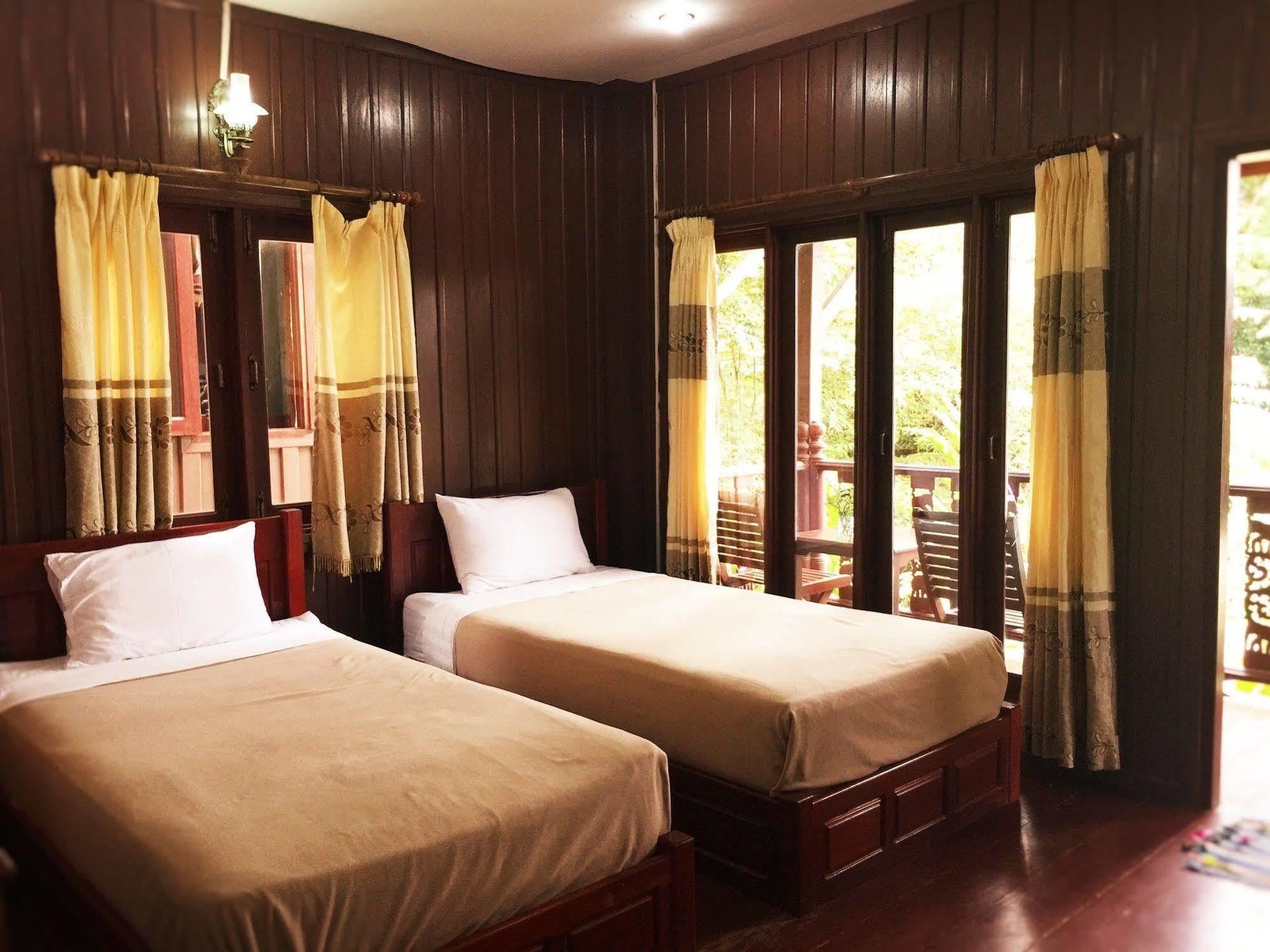 Vangvieng Boutique Hotel Vang Vieng Exterior photo