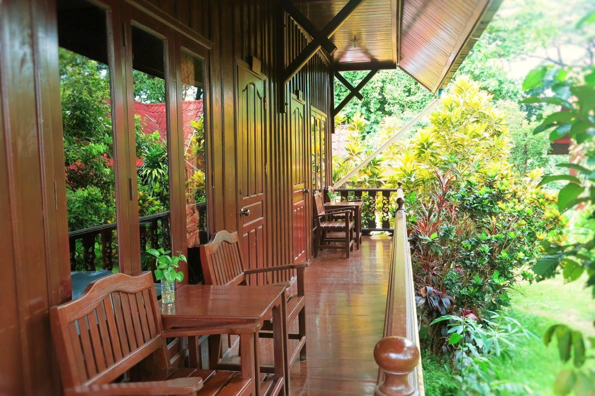 Vangvieng Boutique Hotel Vang Vieng Exterior photo
